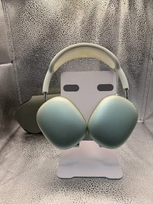 AirPod Max Green Including Smart Case And Charger Wire,Tested AA Grade Condition, grade Good